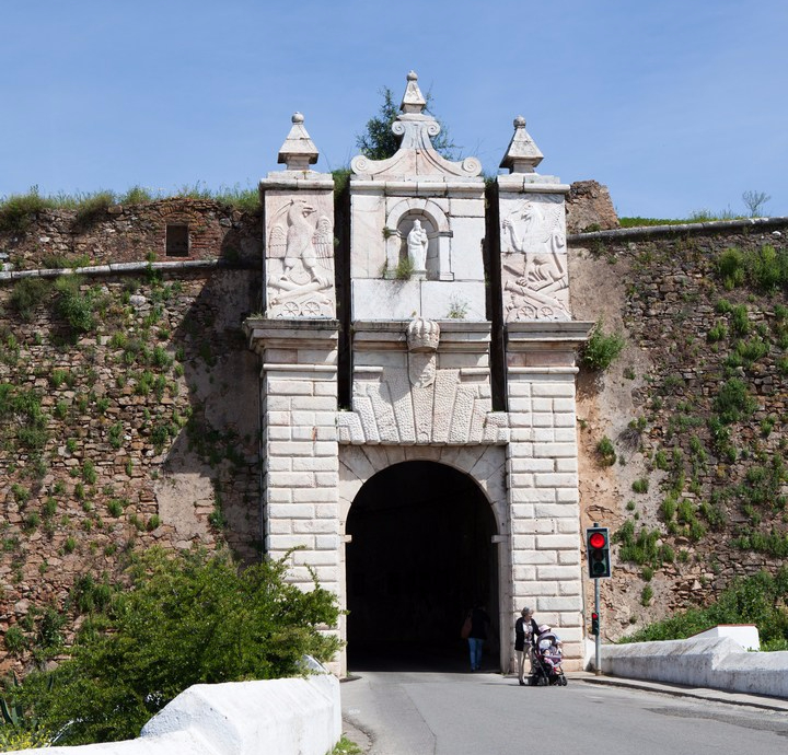 Porta Currais