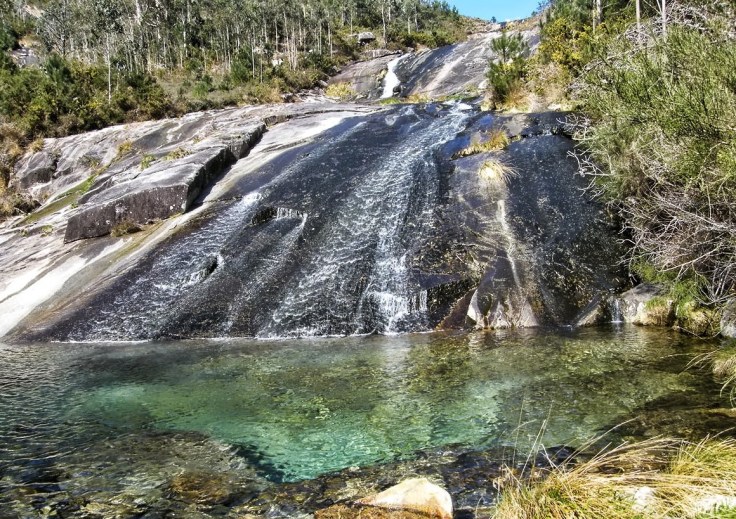 PISCINAS NATURALES, A POBRA DO CARAMIÑAL 33